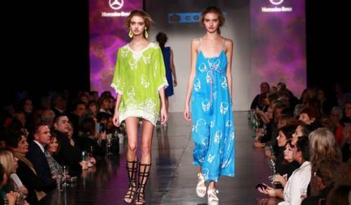 Twins on the RUNWAY in New Zealand-1